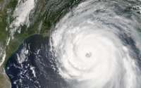Hurricane Katrina hits the Gulf Coast